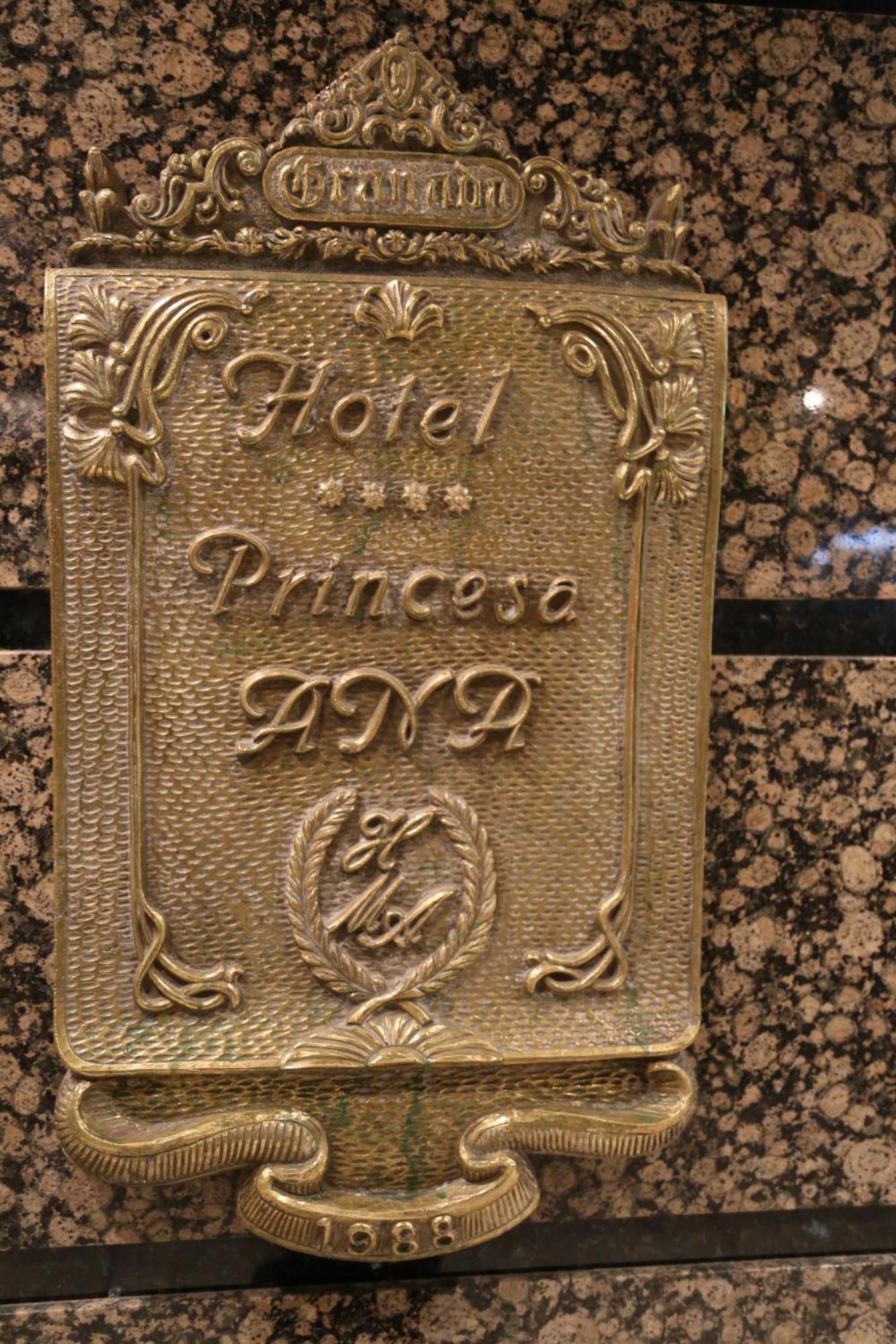 Princesa Ana Granada Exterior photo