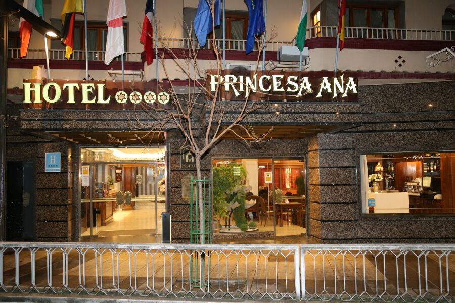 Princesa Ana Granada Exterior photo